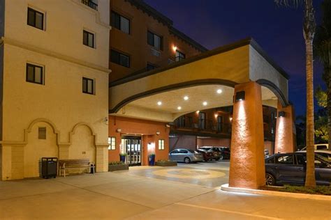 Best Western Plus La Mesa: Unmatched Luxury Stay