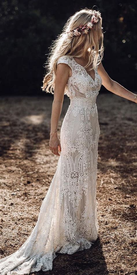 Bohemian Bride Dresses: Best Trends 2023
