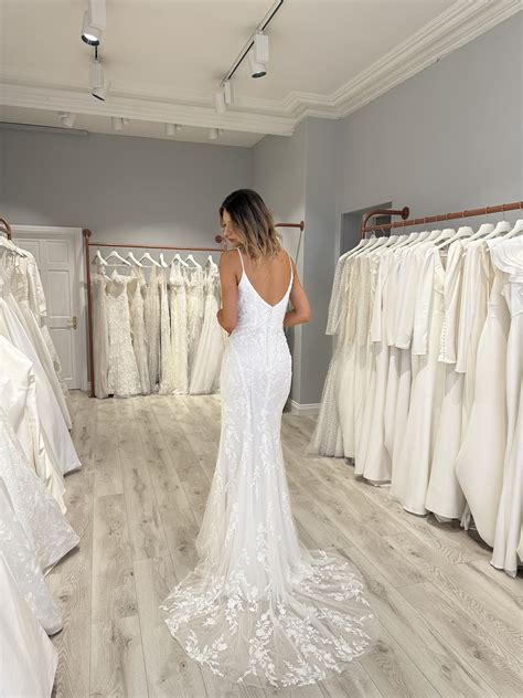 Essense of Australia D3883: Must-Try Fragrance