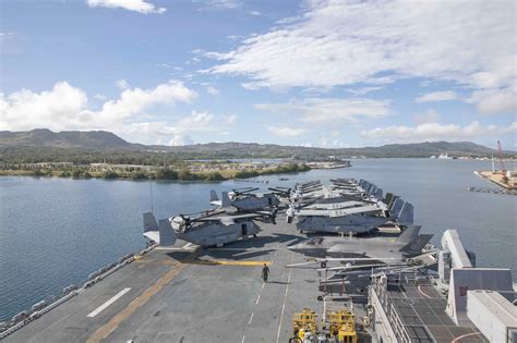 Makin Island Arg Departs Guam Amp Gt Naval Surface Force U S Pacific Fleet