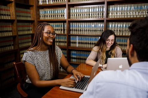 Unlock Your Future: Best Paralegal School Programs