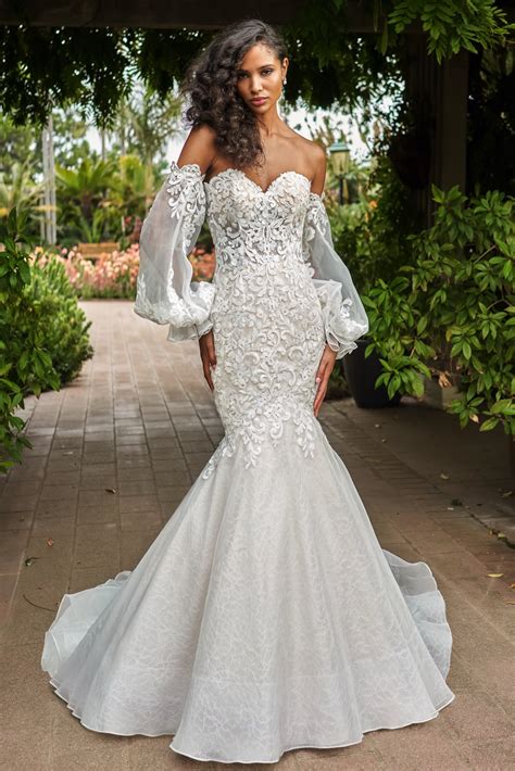 Sweetheart Wedding Dress with Sleeves: Timeless Elegance Unveiled