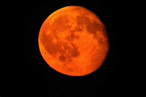 The Mysterious Significance of an Orange Moon: What Does It Mean?
